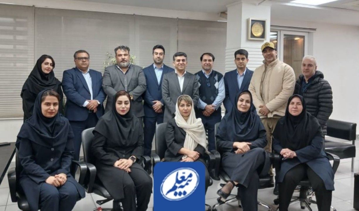 خدمات بیمه معلم به فرهنگیان نباید لحظه‌ای دچار وقفه شود